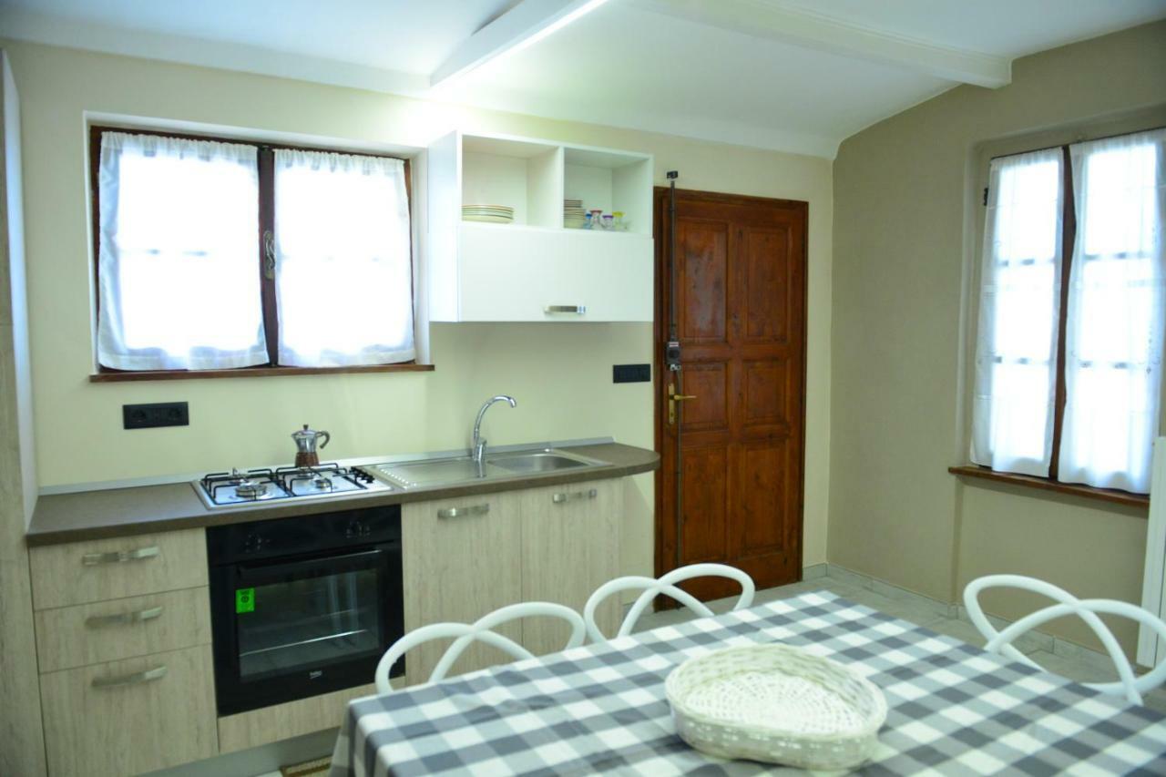 I Grappoli Villa Canelli Kültér fotó